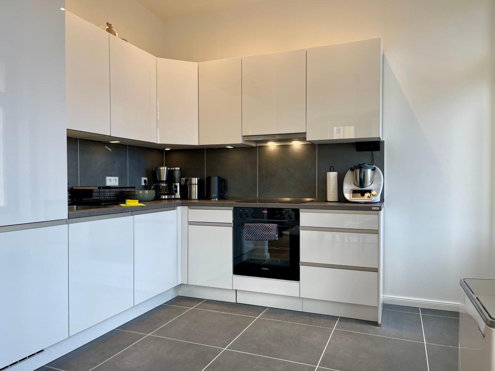 Apartment Traber 1 Sz Balkon 2 Baeder Suedvorstadt *