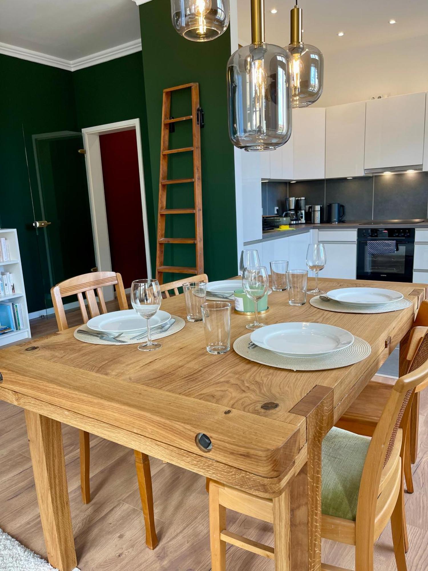 Traber 1 Sz Balkon 2 Baeder Suedvorstadt Apartment Leipzig